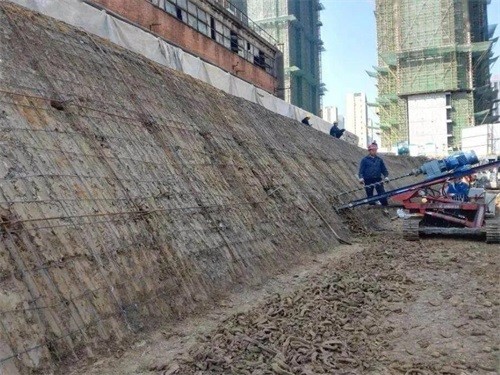 宽城建筑边坡支护
